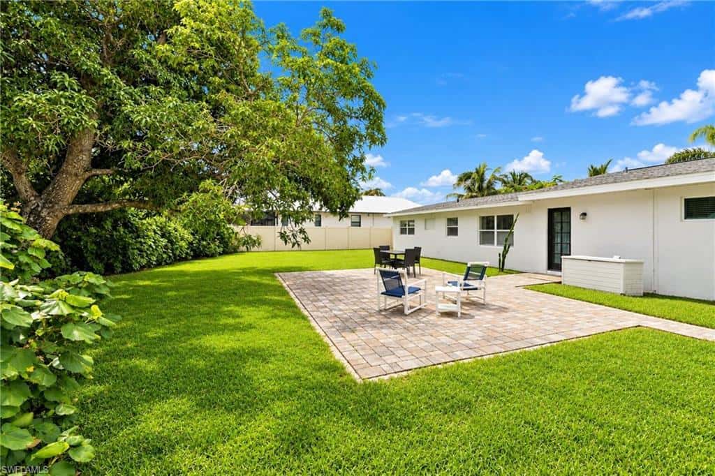 28069 Sunset Dr, Bonita Springs, photo 5