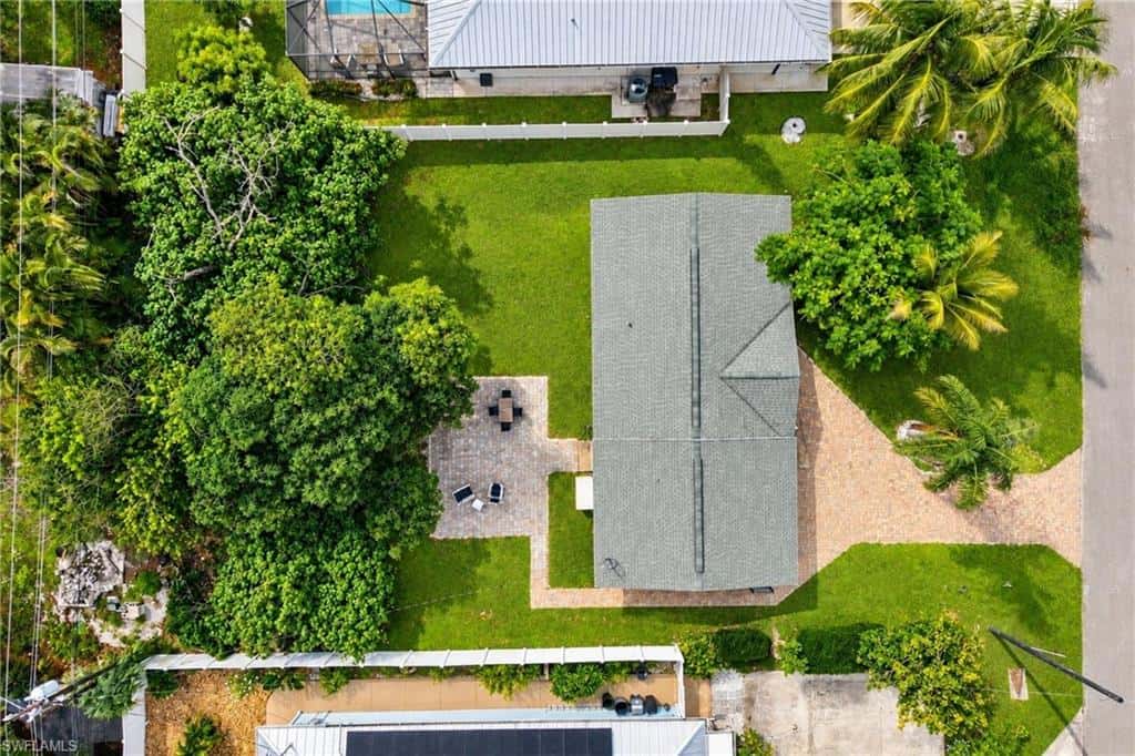 28069 Sunset Dr, Bonita Springs, photo 29