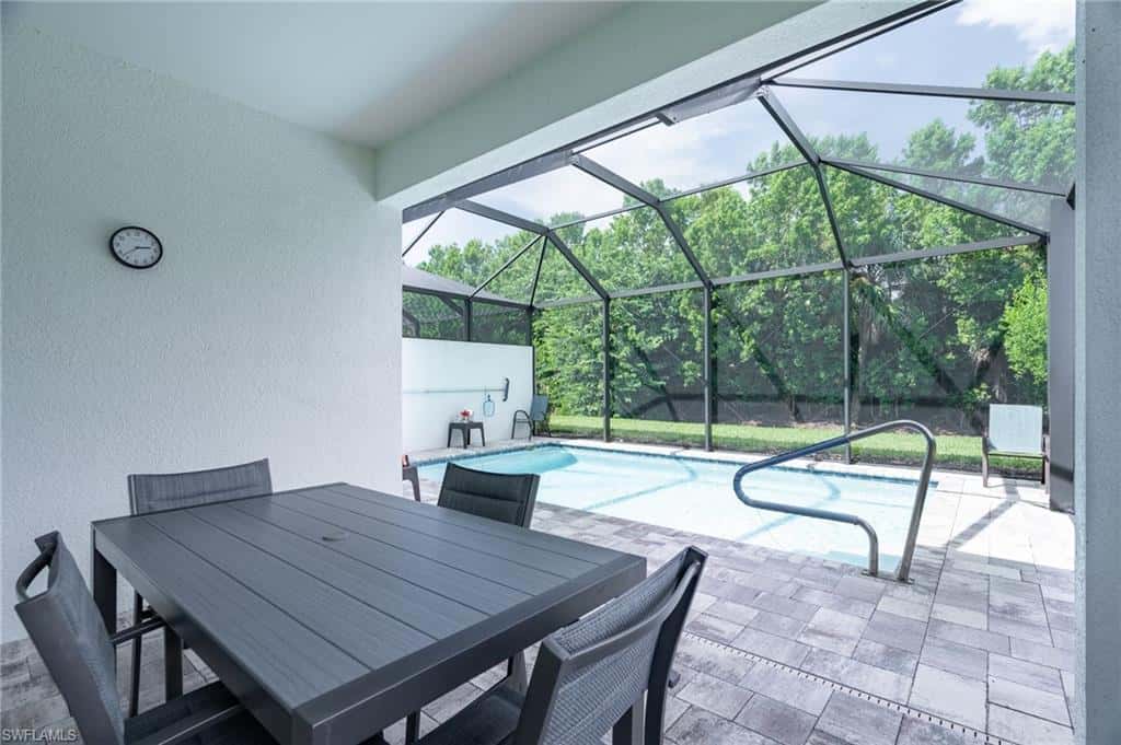 1127 Town And River Dr, Fort Myers, photo 13