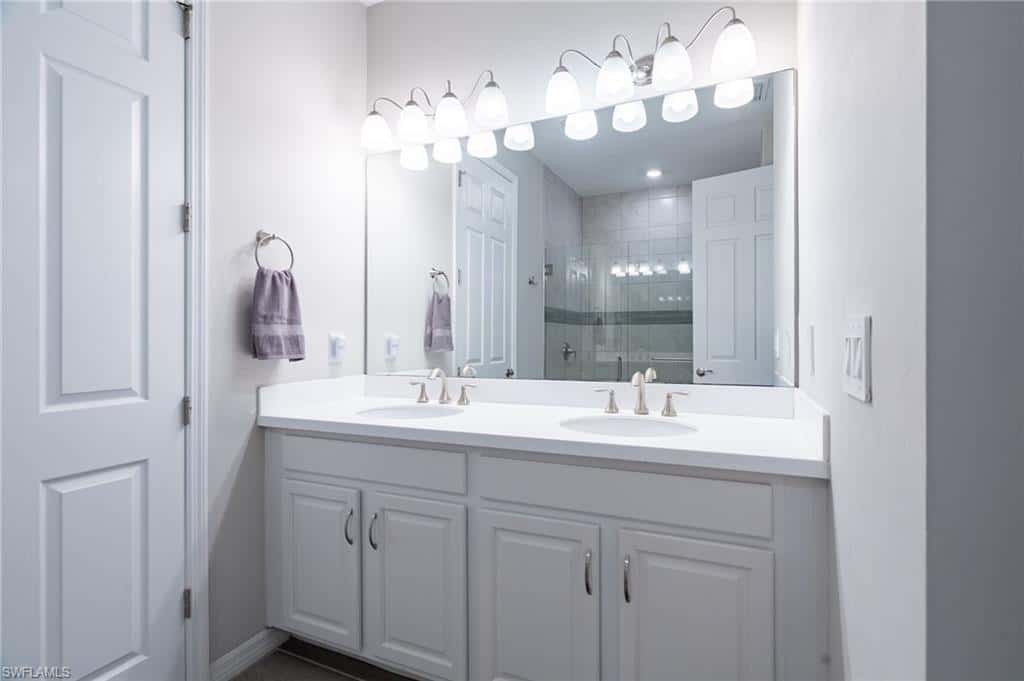 1127 Town And River Dr, Fort Myers, photo 11