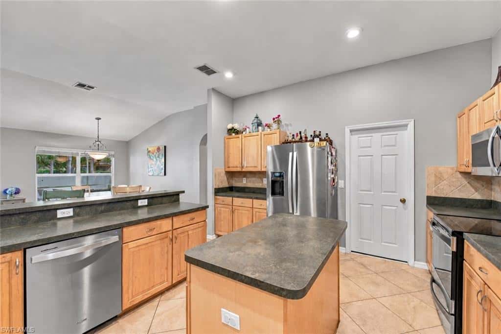 17311 Stepping Stone Dr, Fort Myers, photo 8