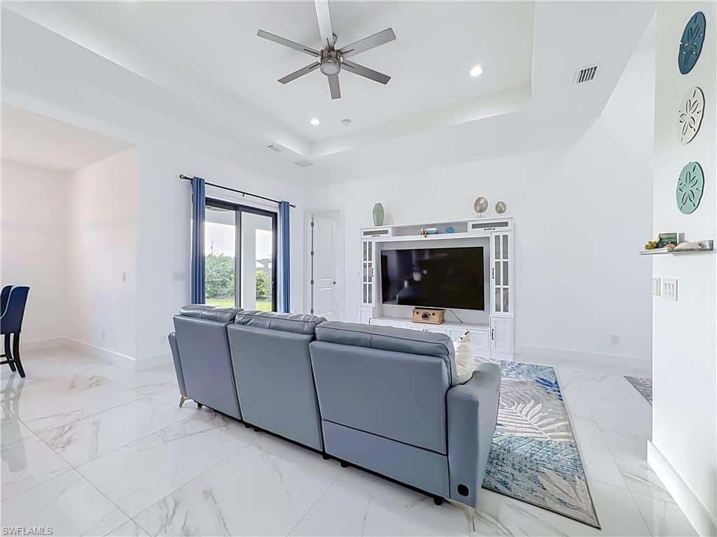 1129 4th Pl, Cape Coral, photo 10