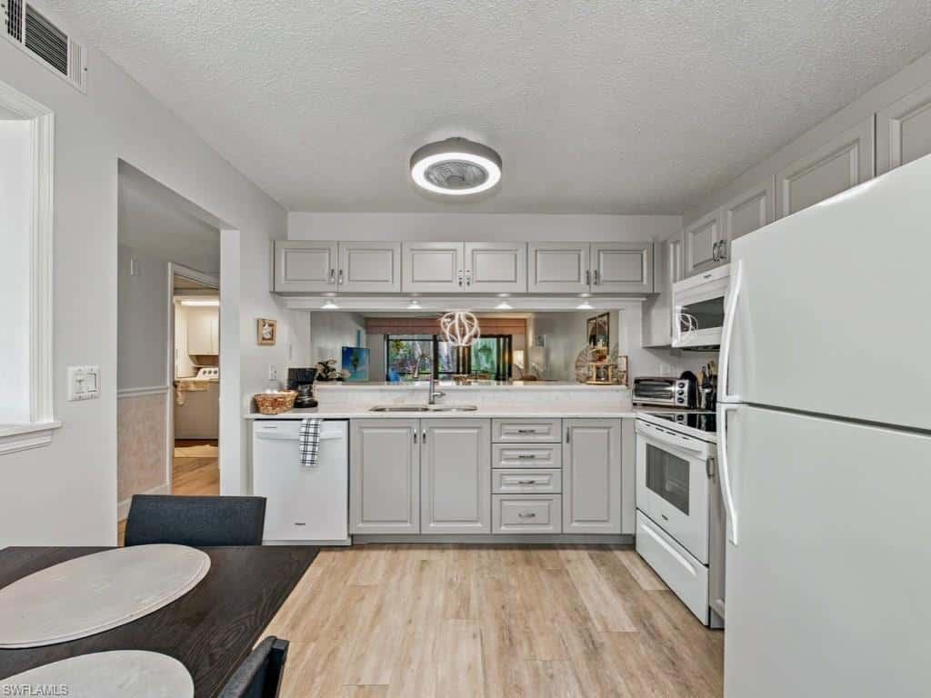5733 Deauville Cir #g107, Naples, photo 7