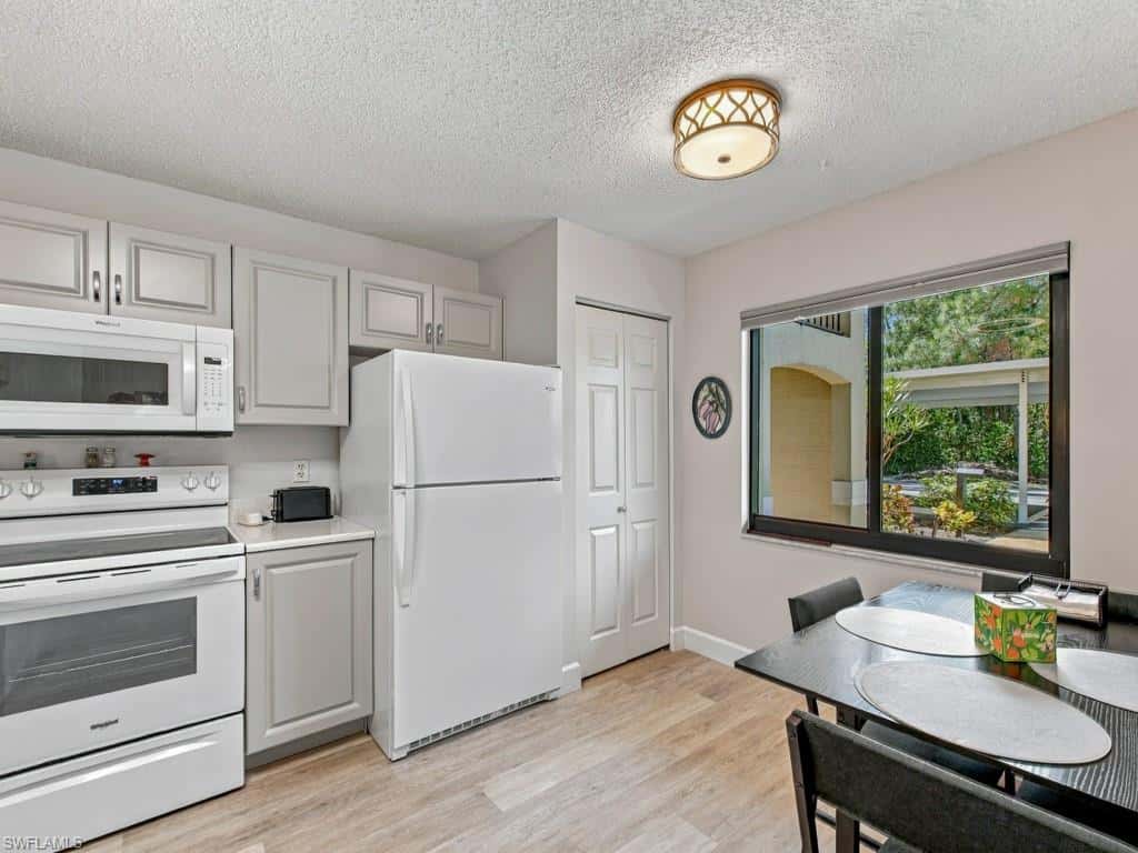 5733 Deauville Cir #g107, Naples, photo 8