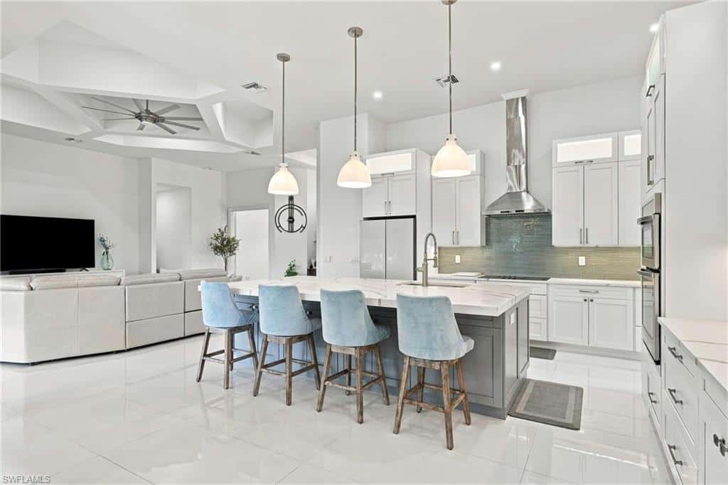 111 1st St, Naples, photo 7