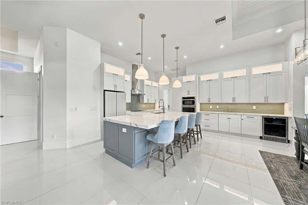 111 1st St, Naples, photo 5
