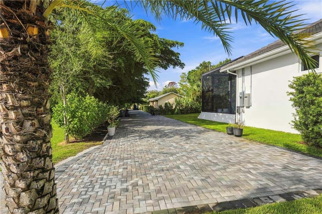 111 1st St, Naples, photo 48