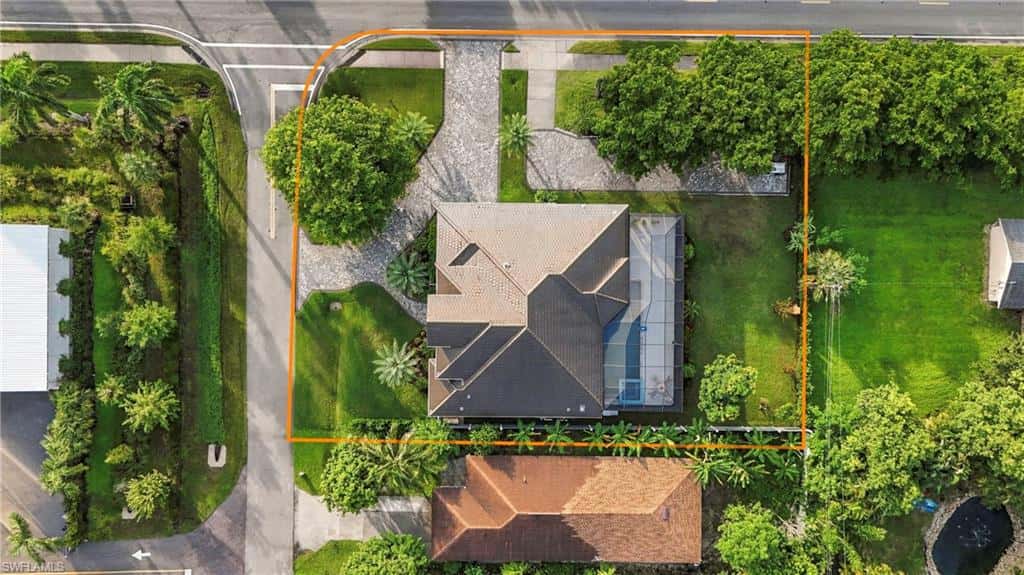111 1st St, Naples, photo 4