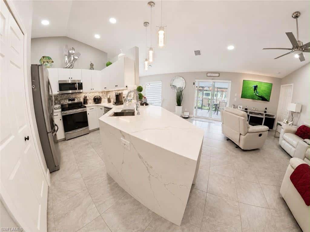 2224 1st Pl, Cape Coral, photo 12