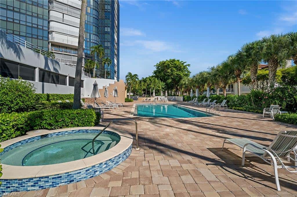 4751 Gulf Shore Blvd #1602, Naples, photo 26