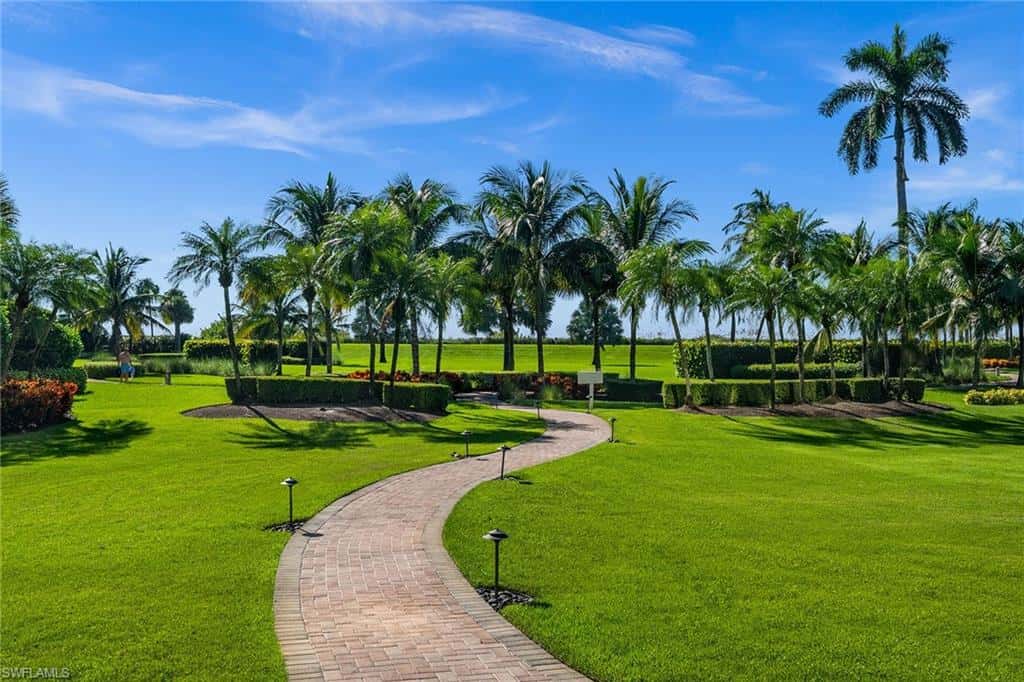 4751 Gulf Shore Blvd #1602, Naples, photo 29