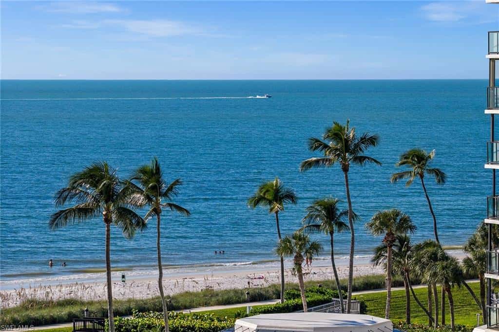4751 Gulf Shore Blvd #1602, Naples, photo 4