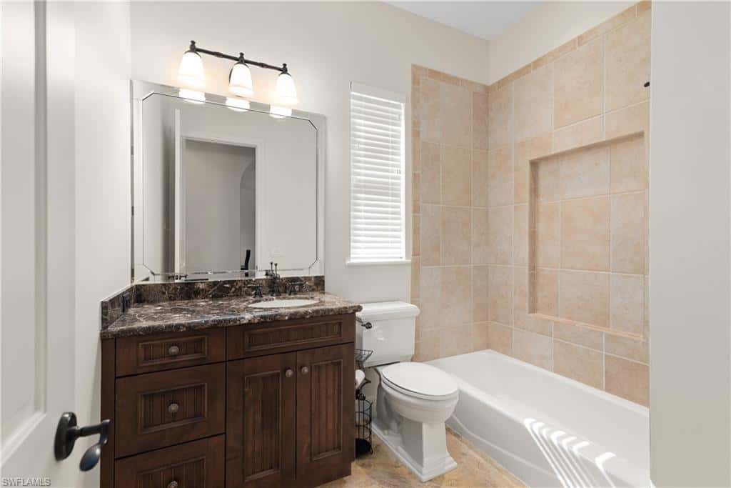 5758 Hammock Isles Dr, Naples, photo 29