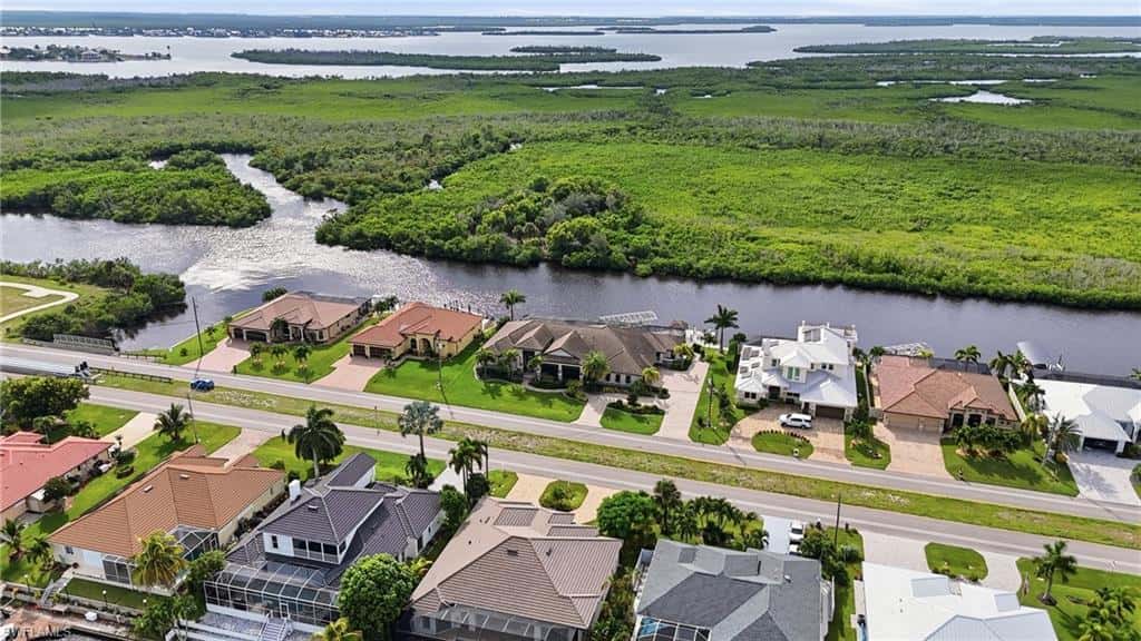 218 Old Burnt Store Rd, Cape Coral, photo 6