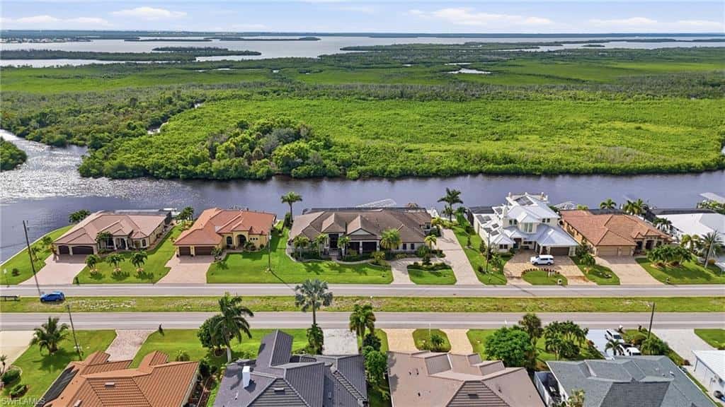 218 Old Burnt Store Rd, Cape Coral, photo 5