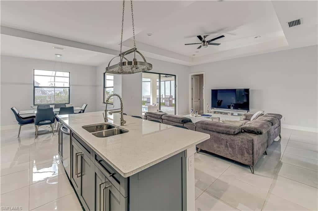 1005 15th Pl, Cape Coral, photo 7