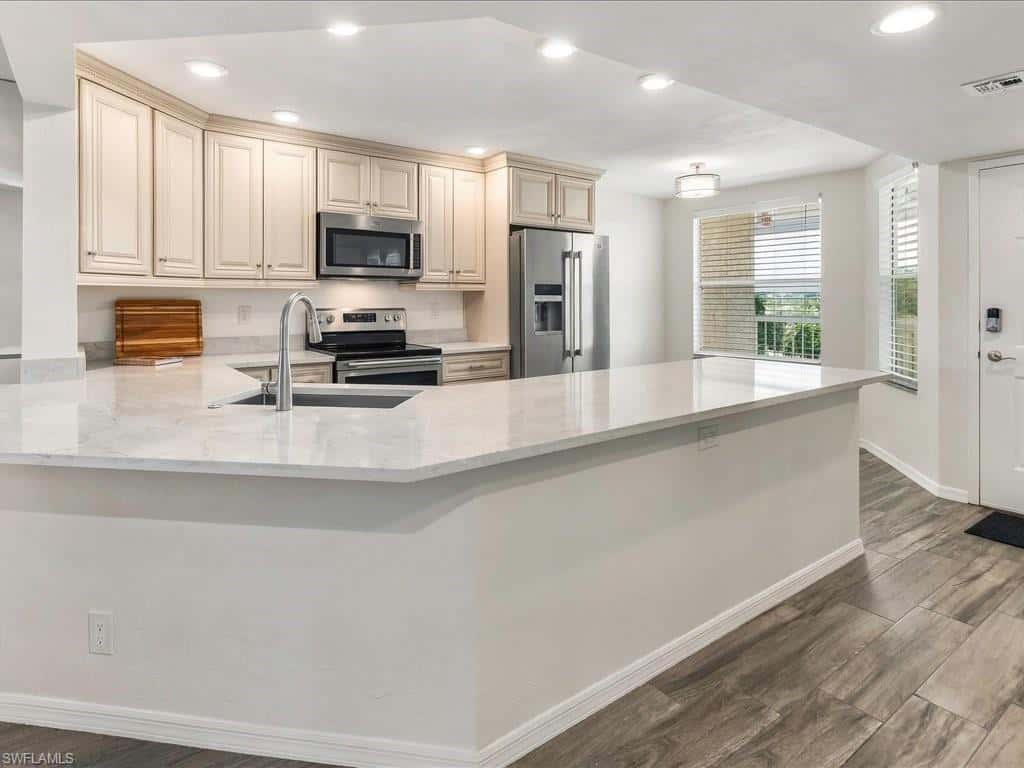380 Horse Creek Dr #402, Naples, photo 6