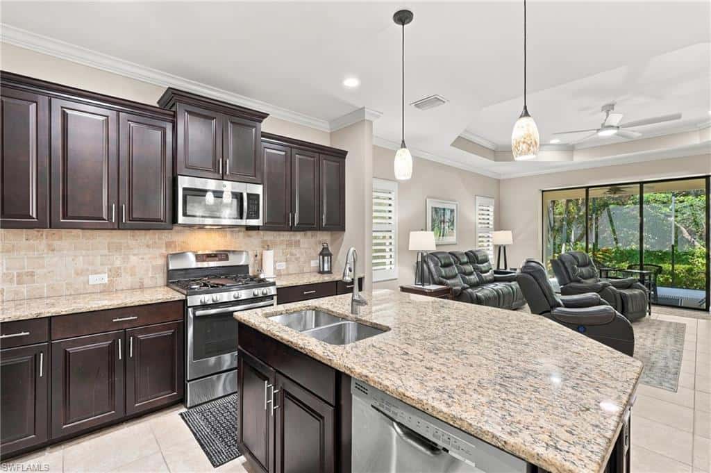 10032 Montevina Dr, Estero, photo 20