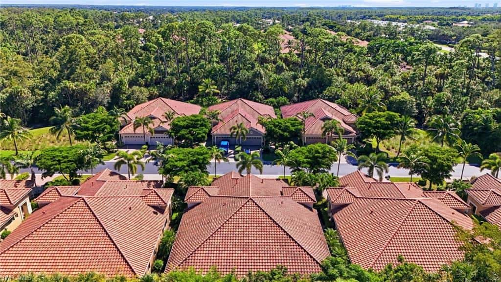 10032 Montevina Dr, Estero, photo 38