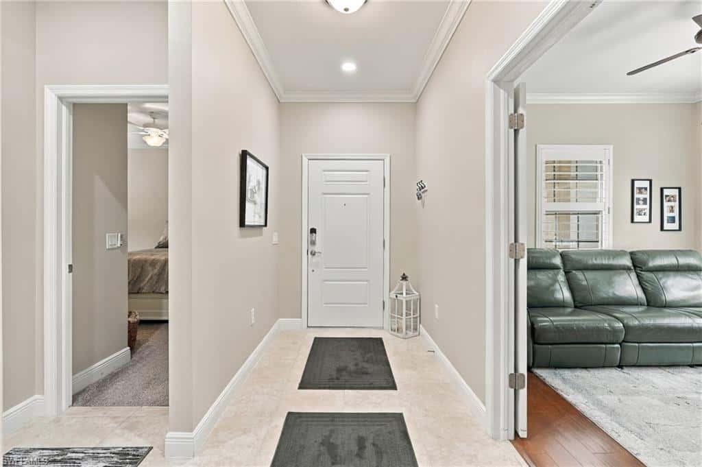 10032 Montevina Dr, Estero, photo 10