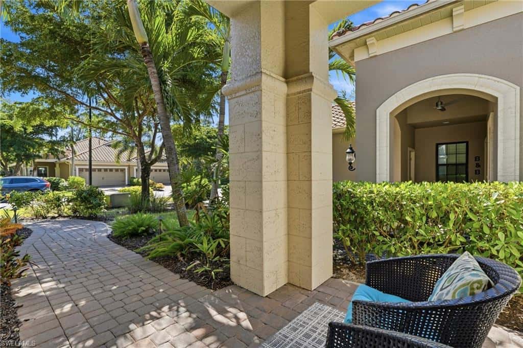 10032 Montevina Dr, Estero, photo 8