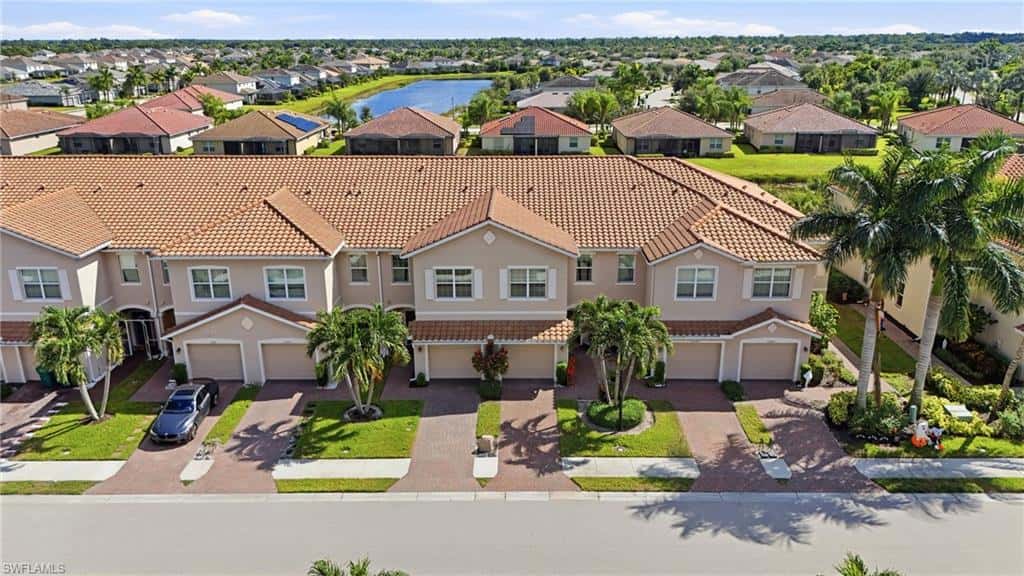 2652 Blossom Way, Naples, photo 34