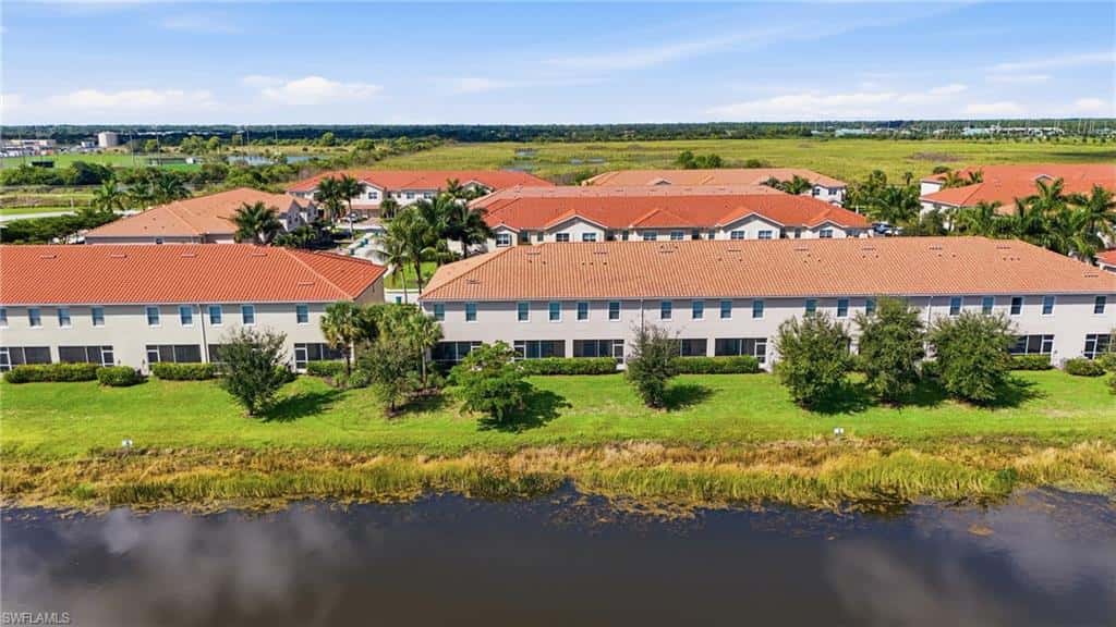 2652 Blossom Way, Naples, photo 45