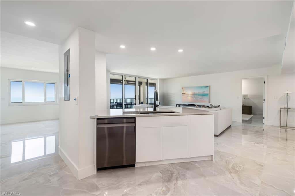 10951 Gulf Shore Dr #904, Naples, photo 6