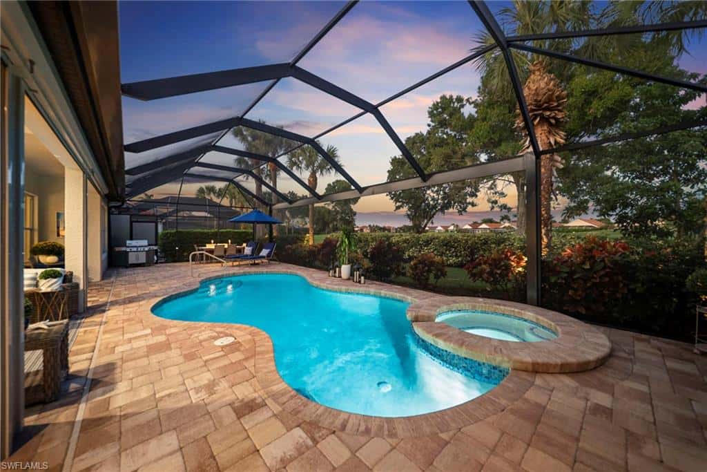 8722 Mustang Island Cir, Naples, photo 36