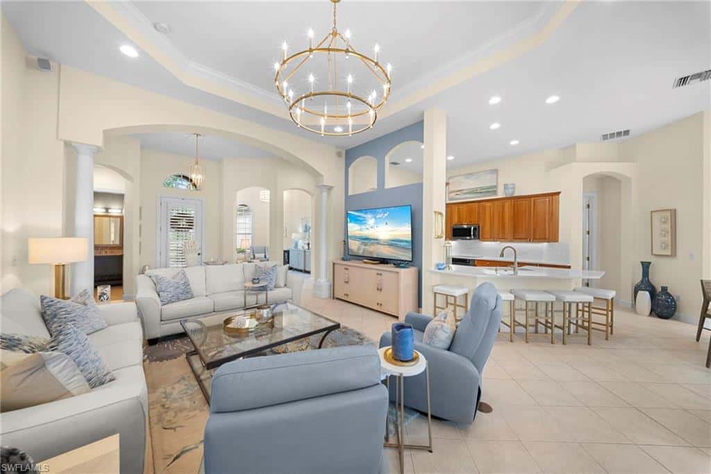 8722 Mustang Island Cir, Naples, photo 9