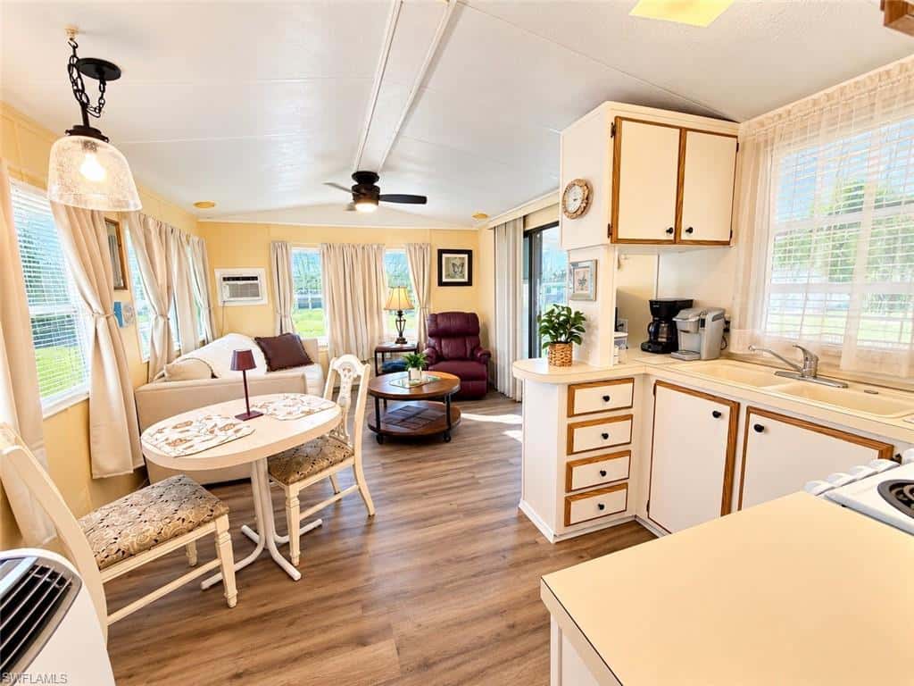 11 Zircon Dr, Naples, photo 6