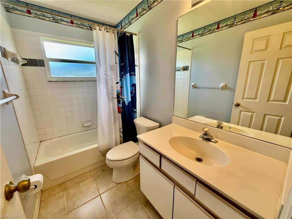 738 Milwaukee Blvd, Lehigh Acres, photo 43