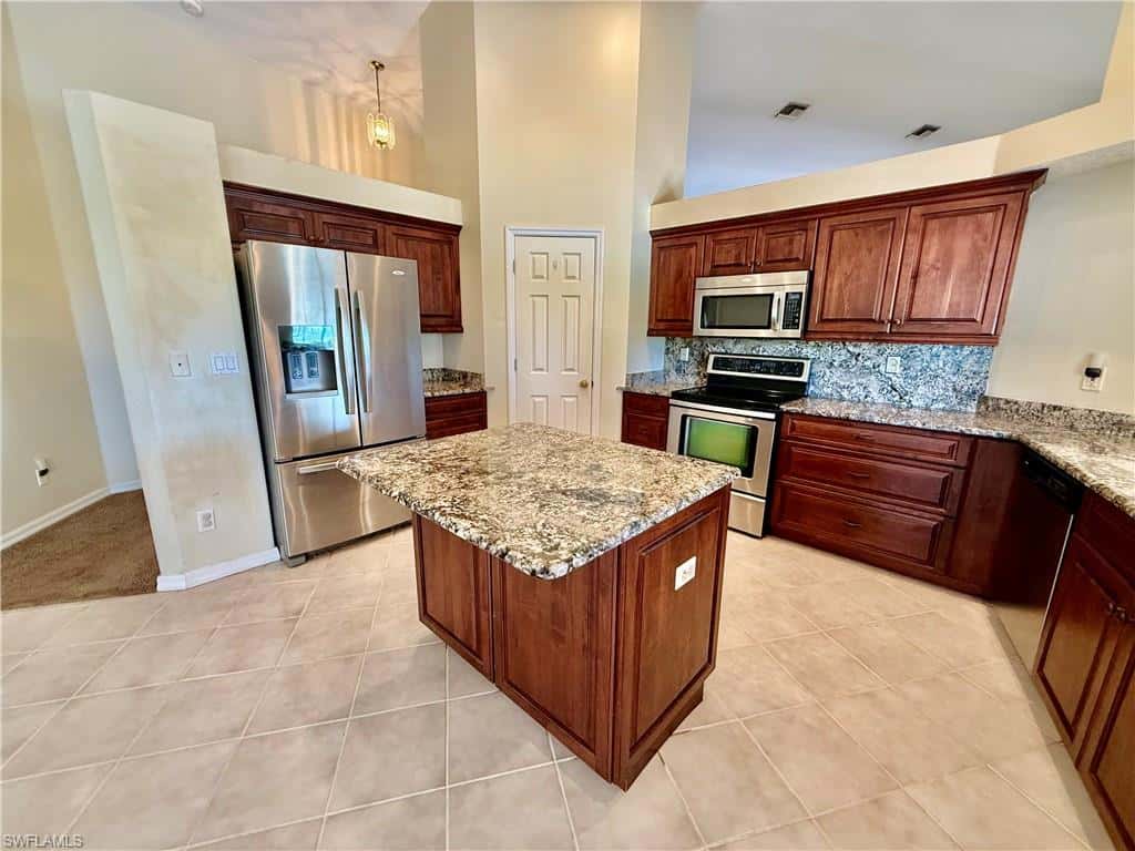 738 Milwaukee Blvd, Lehigh Acres, photo 16