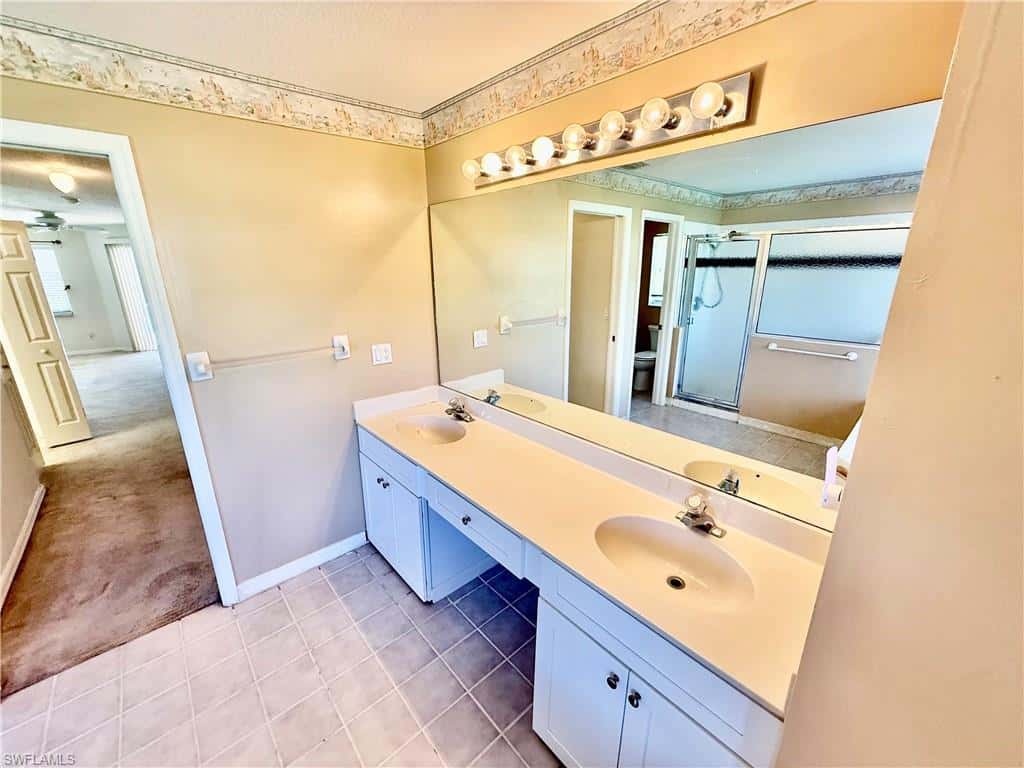 738 Milwaukee Blvd, Lehigh Acres, photo 32