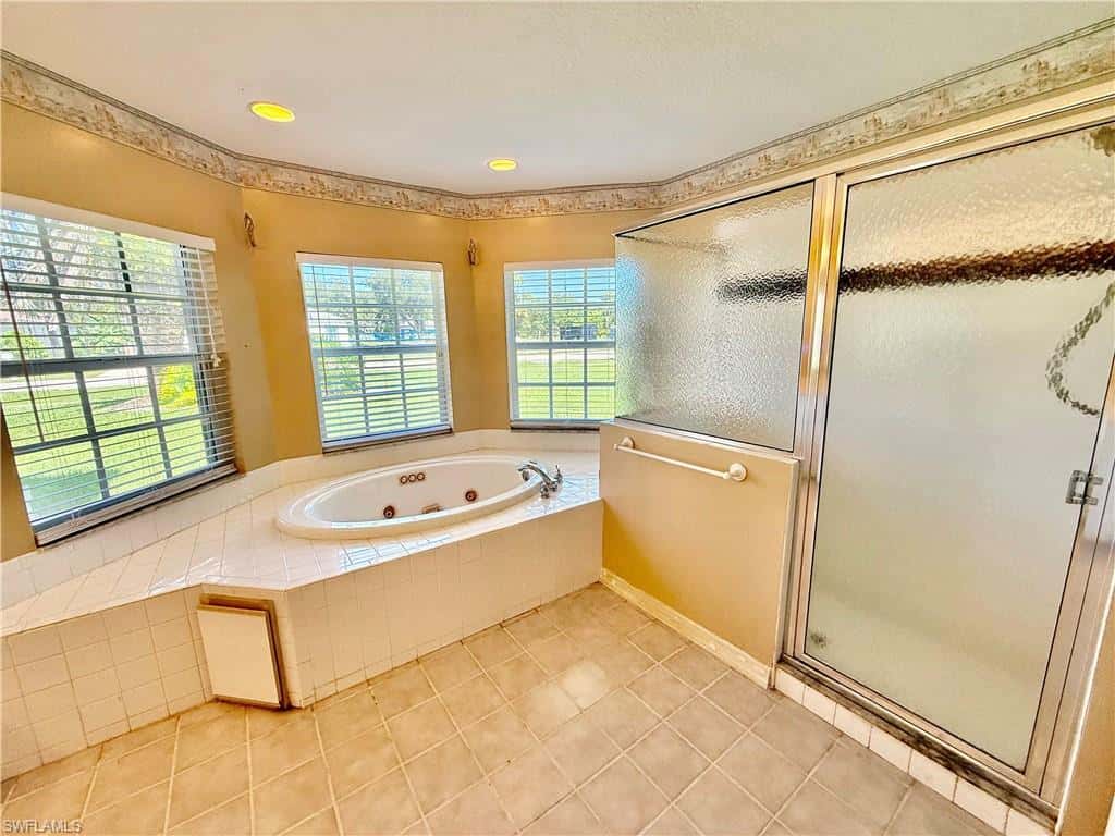 738 Milwaukee Blvd, Lehigh Acres, photo 31