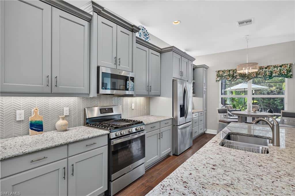 28586 Twain Dr, Bonita Springs, photo 6
