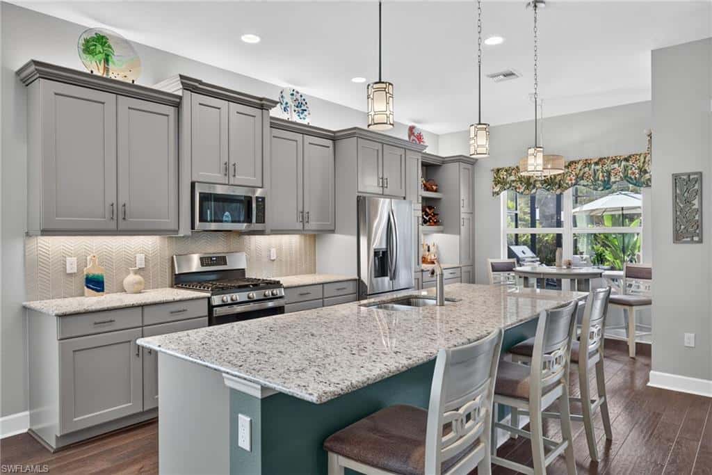 28586 Twain Dr, Bonita Springs, photo 5