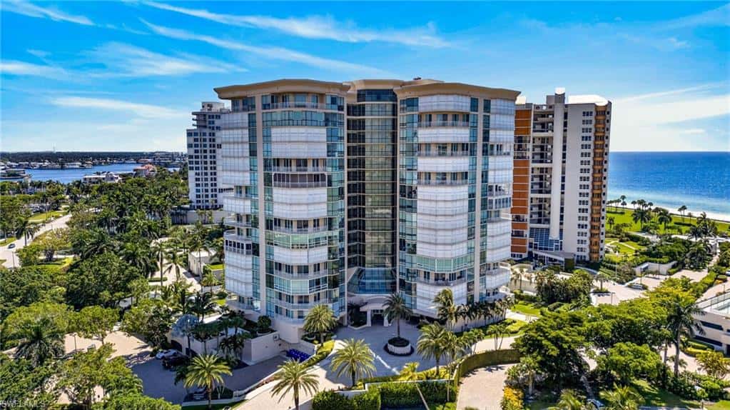 4255 Gulf Shore Blvd #204, Naples, photo 42