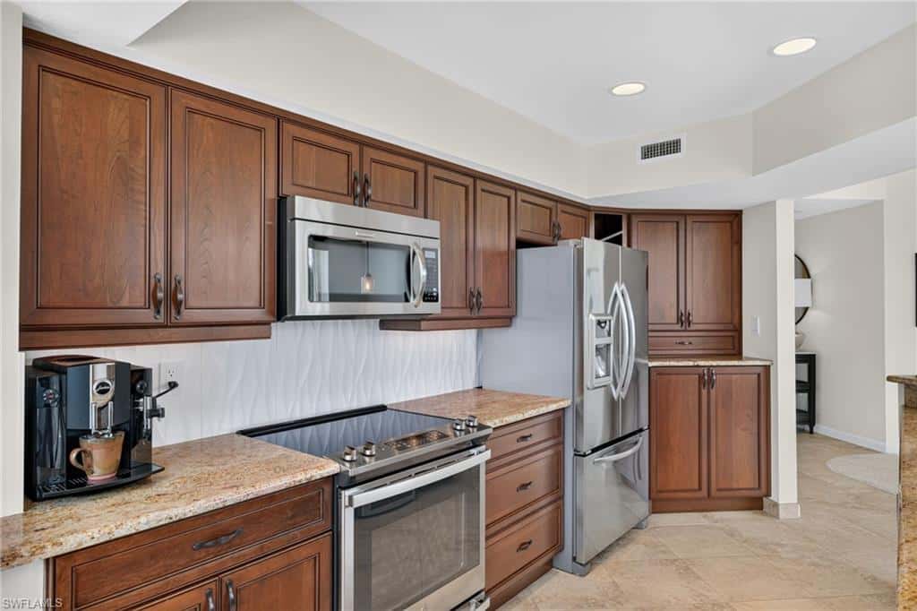 4255 Gulf Shore Blvd #204, Naples, photo 13