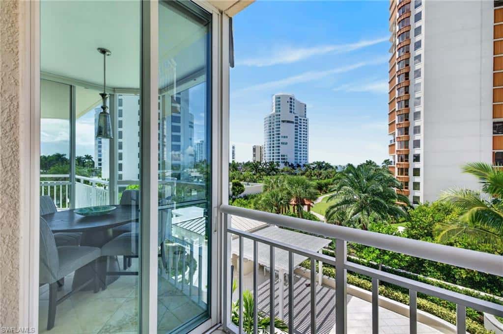 4255 Gulf Shore Blvd #204, Naples, photo 28
