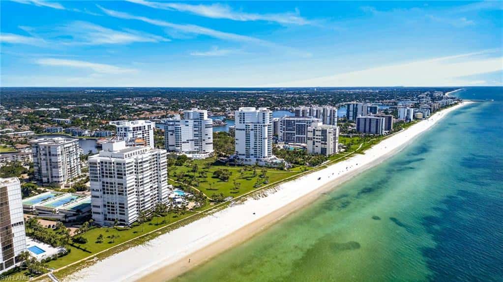 4255 Gulf Shore Blvd #204, Naples, photo 41
