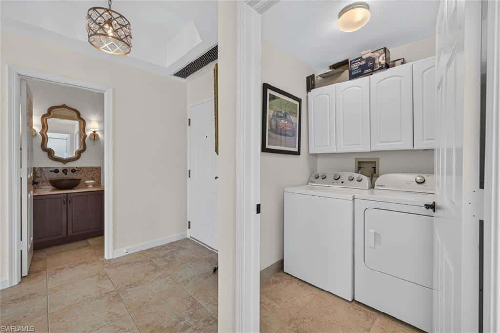 4255 Gulf Shore Blvd #204, Naples, photo 31