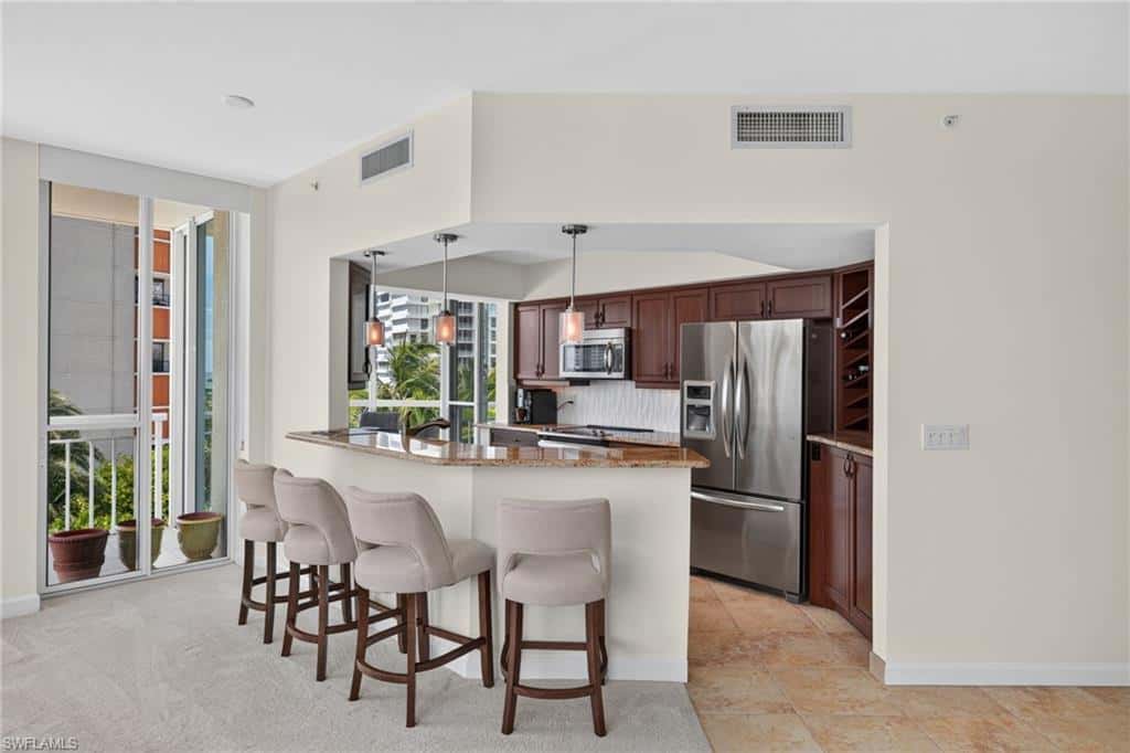 4255 Gulf Shore Blvd #204, Naples, photo 8