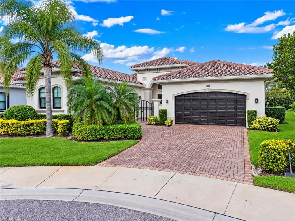3927 Torrens Ct, Naples, photo 36