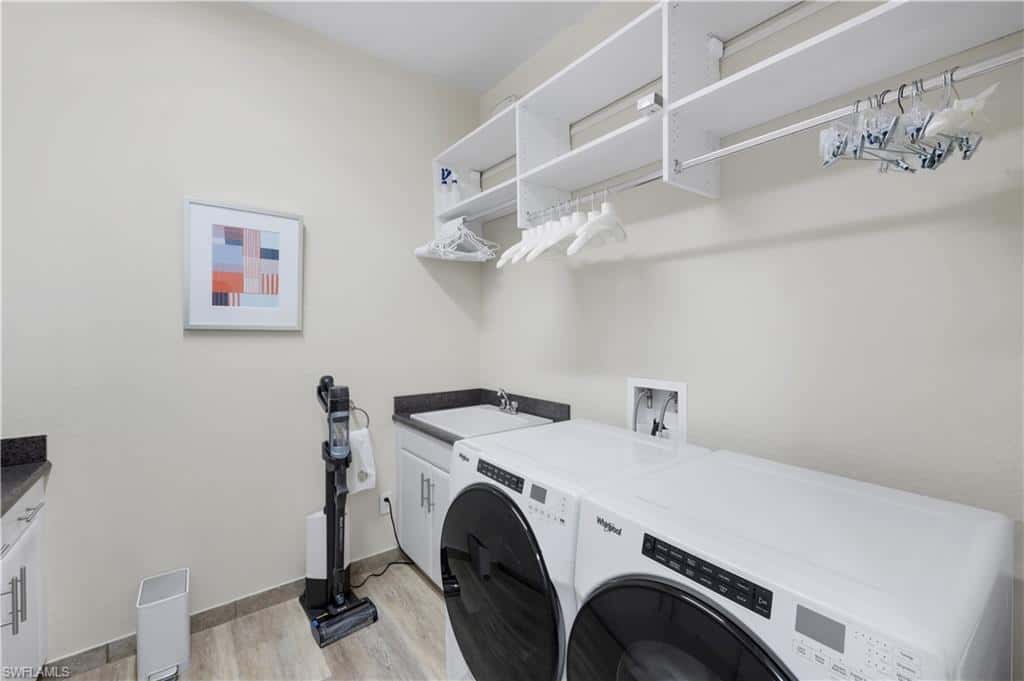 3927 Torrens Ct, Naples, photo 30
