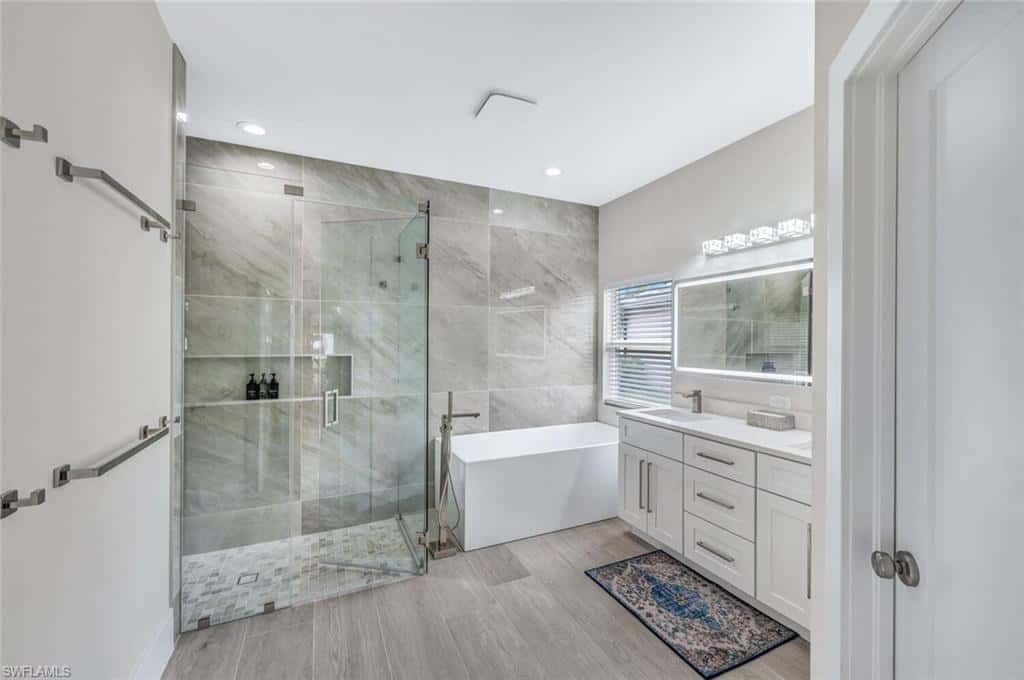 8260 Laurel Lakes Blvd, Naples, photo 23