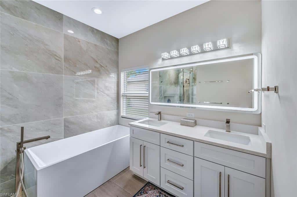8260 Laurel Lakes Blvd, Naples, photo 24