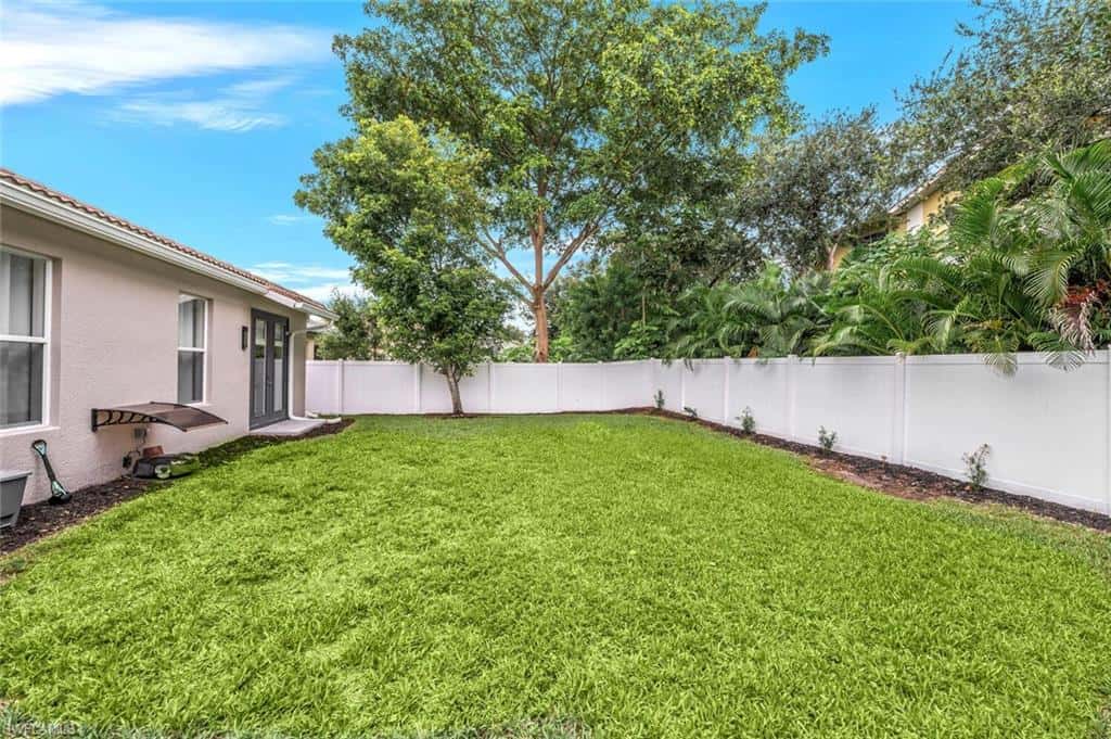 8260 Laurel Lakes Blvd, Naples, photo 34