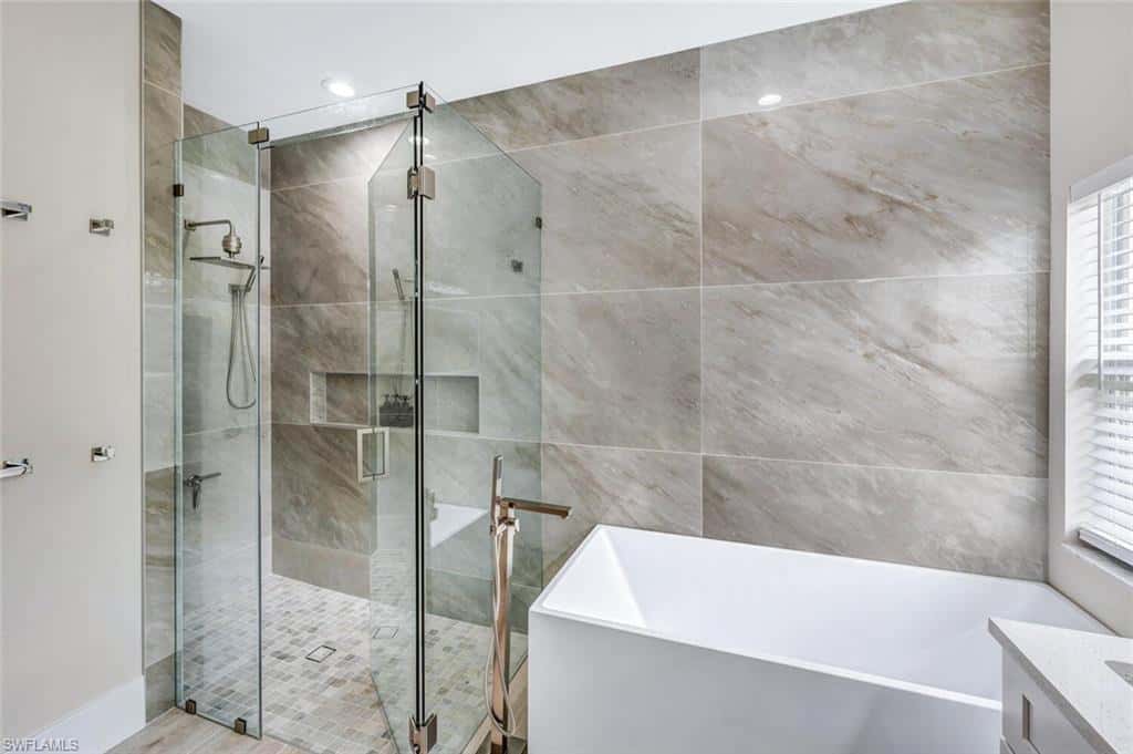 8260 Laurel Lakes Blvd, Naples, photo 25
