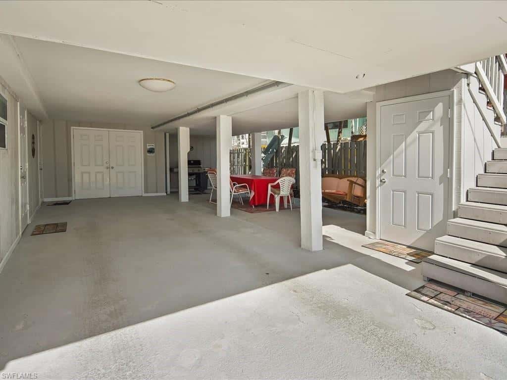 565 Coconut Ave, Goodland, photo 26